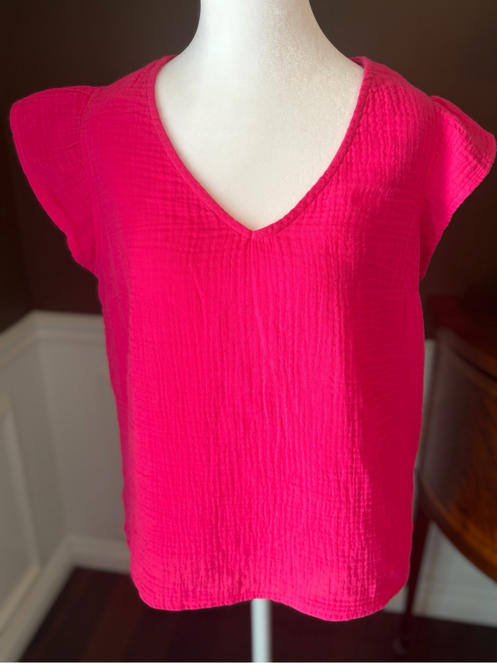 Three Dots Women’s Top in Magenta NWT Size Small MSRP $138